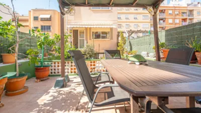 Terraced House on Carrer de Desbach photo 2