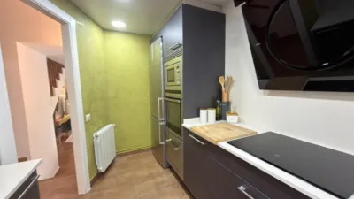 Townhouse in Carrer del Roure photo 5