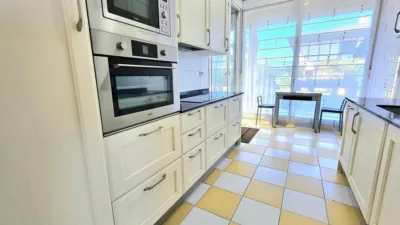 Semi-detached house in Sámano neighbourhood photo 17