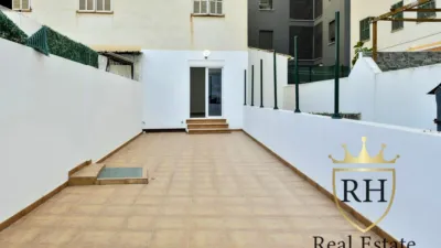 Apartment on Carrer de Pons i Gallarza photo 2