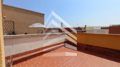 Penthouse on Carrer de Travau photo 18