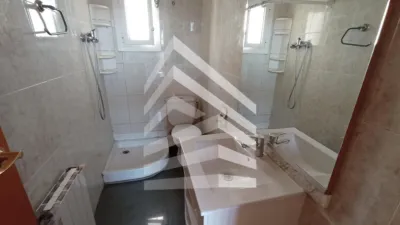 Penthouse on Carrer de Travau photo 25
