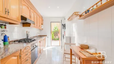 Apartment in Carrer de la Senia photo 8