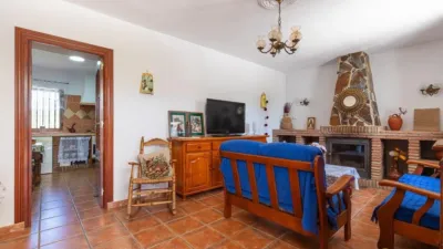 Chalet on Diseminado Street photo 25