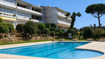 Townhouse in Carrer del Roure photo 2