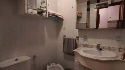 Piso en Barri Zona Nord photo 13