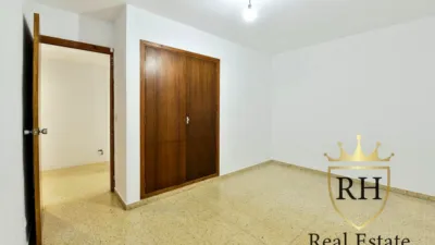 Apartment on Carrer de Pons i Gallarza photo 9