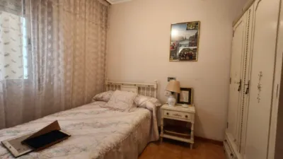 Piso en Barri Zona Nord photo 18
