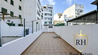 Apartment on Carrer de Pons i Gallarza photo 25