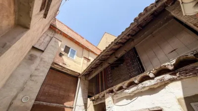 House on Carrer Valencia photo 30