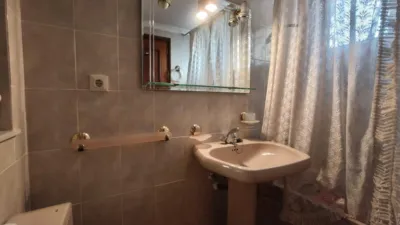 Piso en Barri Zona Nord photo 16