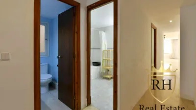 Apartment on Carrer de Pons i Gallarza photo 21