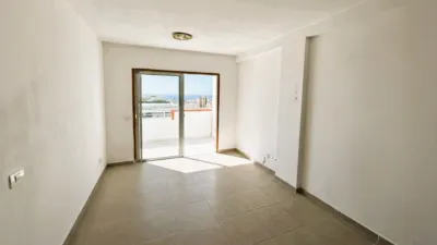Apartment at Avenida Santiago Puig, 7 photo 2