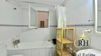 Apartment on Carrer de Pons i Gallarza photo 16