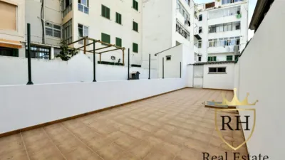 Apartment on Carrer de Pons i Gallarza photo 24