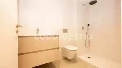 Apartment on Carrer del Comtat d'Osona photo 12