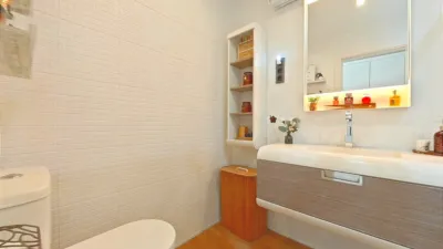 Apartment at Carrer del Camp, 55 photo 8