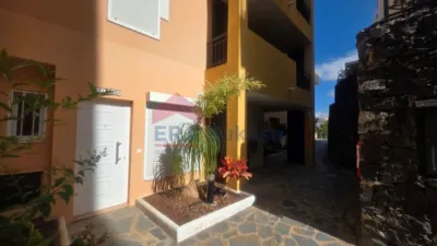 Casa pareada en calle de la Tosca photo 4