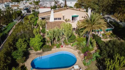 Chalet on Urbanización Atalaya del Golf Street photo 45