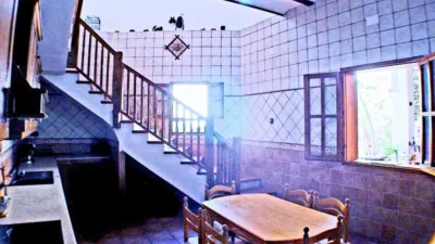Chalet on Calle de la Virgen de la Salud photo 14