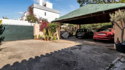 Chalet on Urbanización Atalaya del Golf Street photo 53