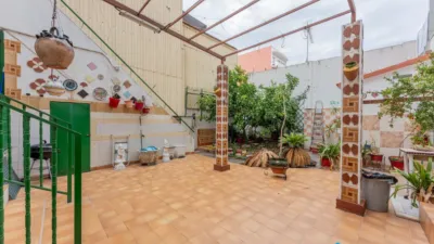 House in Barri Sales photo 16