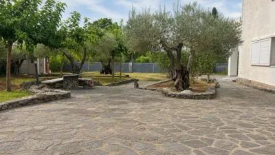 Chalet on Carrer d'Osona photo 36