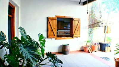 Chalet on Calle de la Virgen de la Salud photo 5