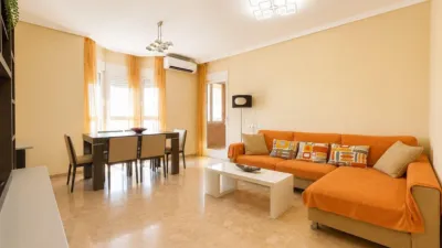 Apartment in Zona Ronda Sur photo 3
