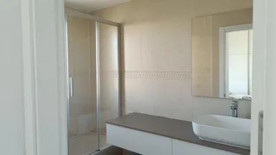 Apartment on President Adolfo Suarez Street photo 25