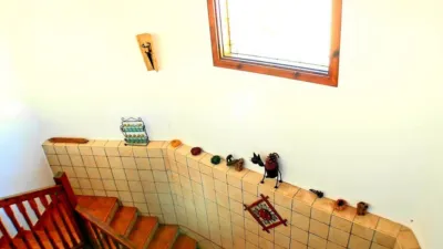 Chalet on Calle de la Virgen de la Salud photo 18