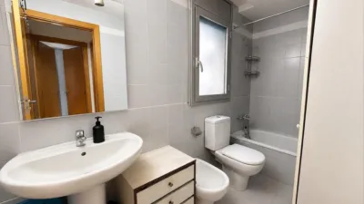 Top-floor duplex on Calle S Narcís photo 8