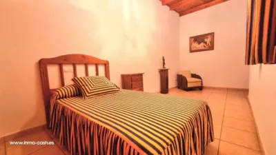 Chalet on Carrer de Sant Joaquim photo 34