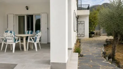 Chalet on Carrer d'Osona photo 4
