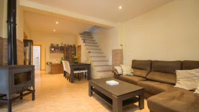 Chalet in Pussol photo 8