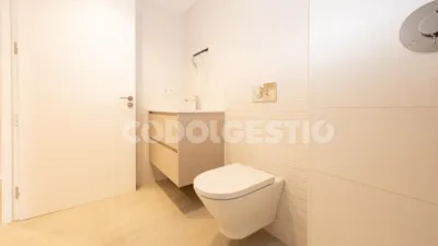 Apartment on Carrer del Comtat d'Osona photo 13