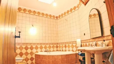 Chalet on Calle de la Virgen de la Salud photo 34