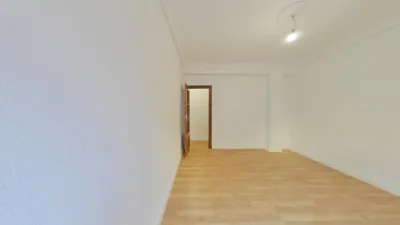 Flat in La Creu Coberta photo 7