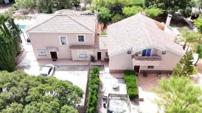 Chalet in Perleta photo 2