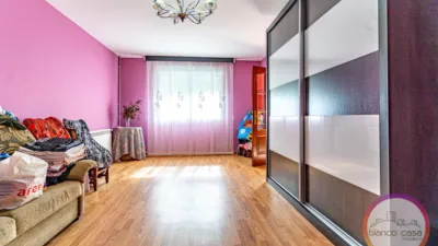 Casa – Trama de Bergantiños - Més