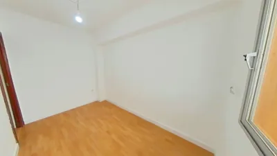 Flat in Centre Port photo 17