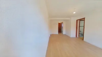 Apartment in Canillejas photo 4