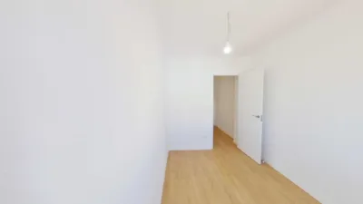 Apartment in Moscardó photo 10