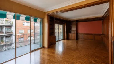 Apartment on Avinguda de la Riera de Cassoles photo 4