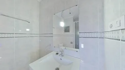 Flat in La Creu Coberta photo 37
