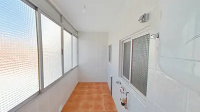 Flat in Centre Port photo 34