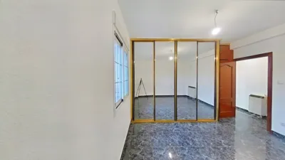 Apartment in Centre photo 10