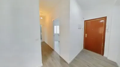 Piso en Pradolongo photo 4