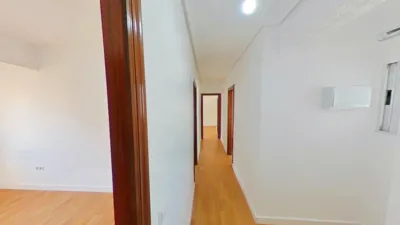 Flat in Centre Port photo 27