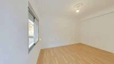 Flat in La Creu Coberta photo 22